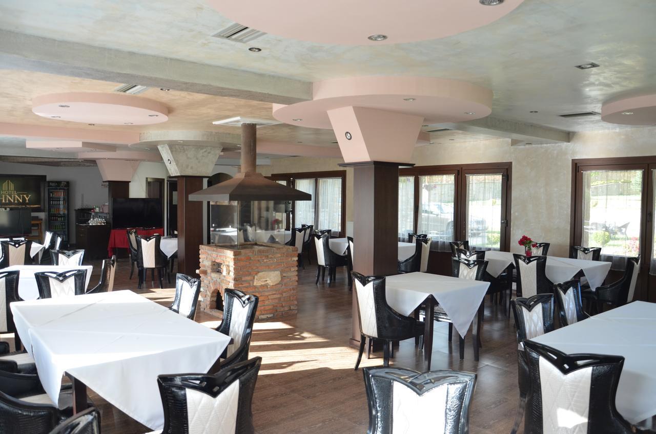 Johnny Hotel Kamenice Esterno foto